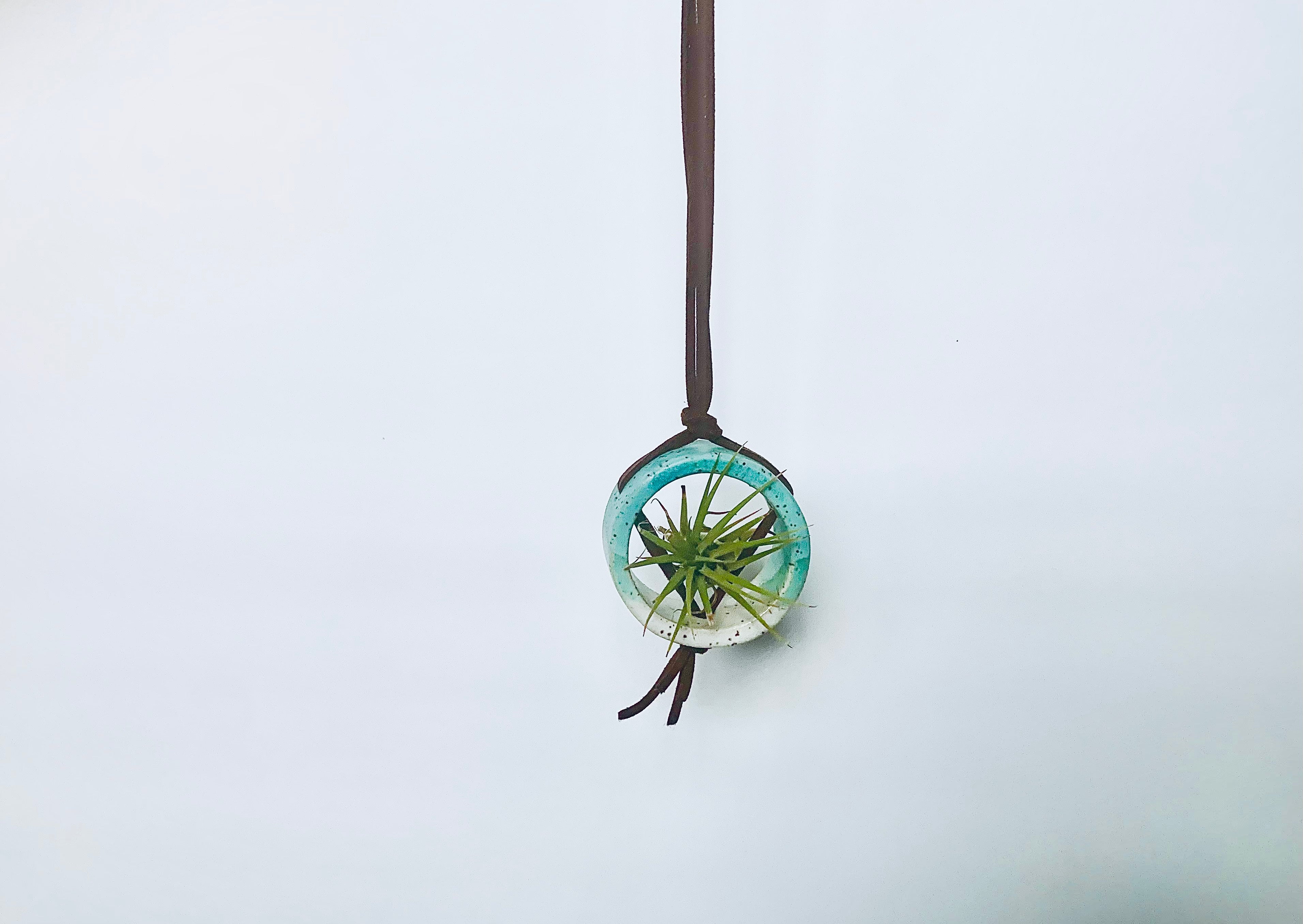 Mini air planter